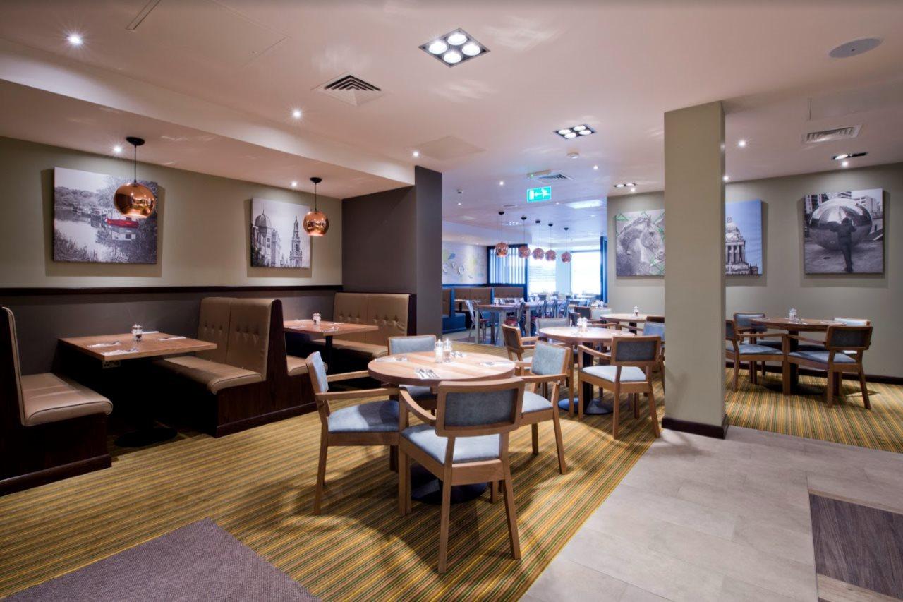 Premier Inn Leeds City Centre 外观 照片
